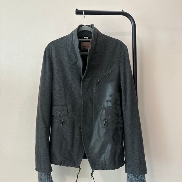 존 갈리아노 아카이브 도킹 울 블레이져