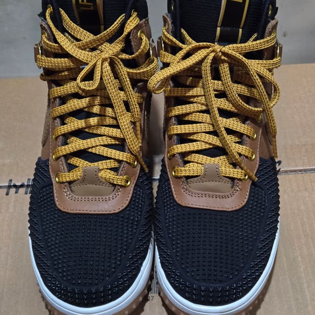 나이키 루나 포스 덕부츠 브리티쉬 탄