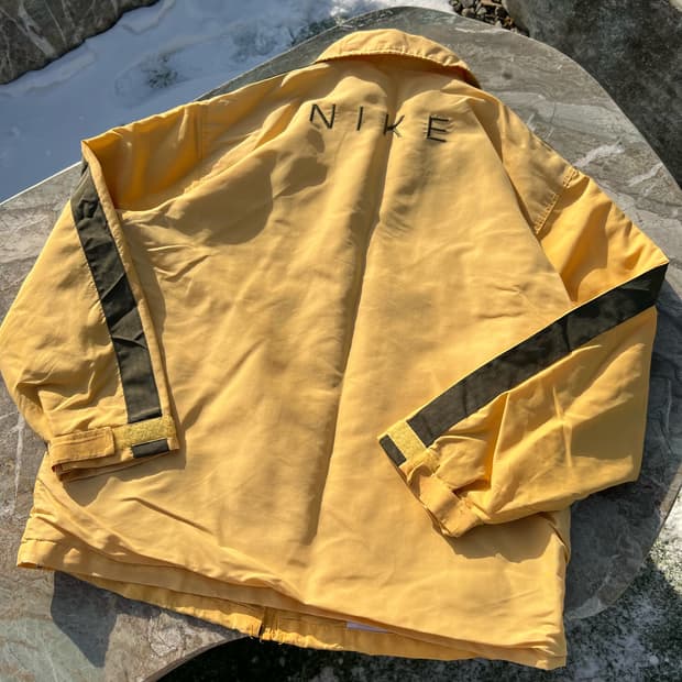 Nike 나이키 스펠아웃 바람막이