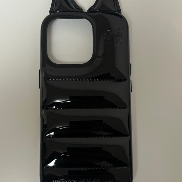 어반소피스티케이션 아이폰 케이스 16pro