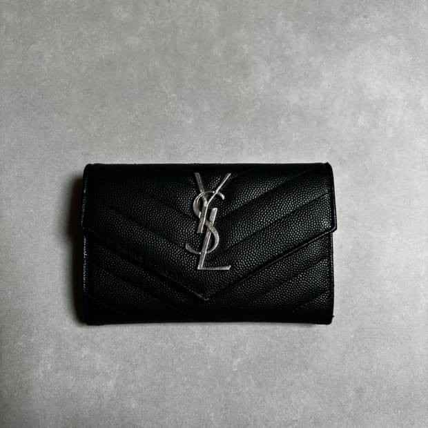 생로랑 카드지갑 블랙 (은장)