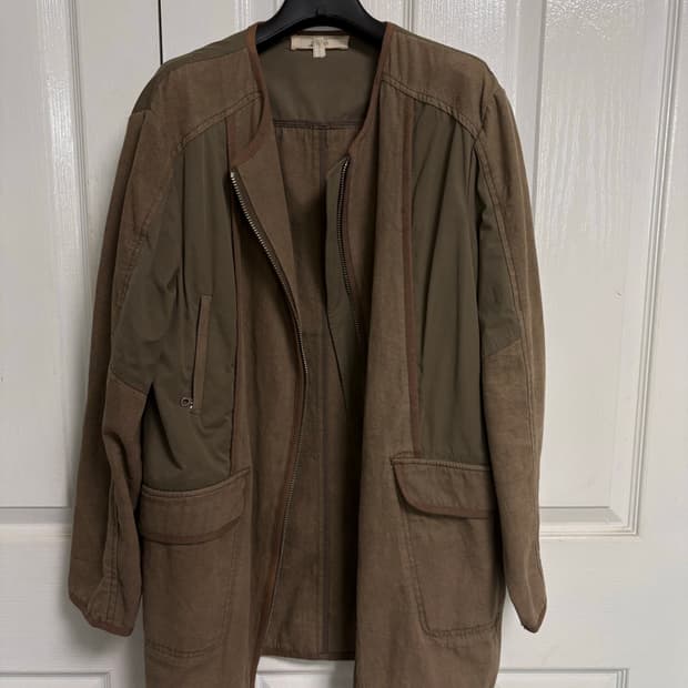 아떼 바네사브루노 카라리 스 하프자켓 36