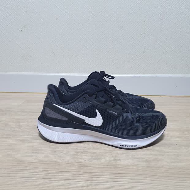 나이키 스트럭처 25 운동화 255