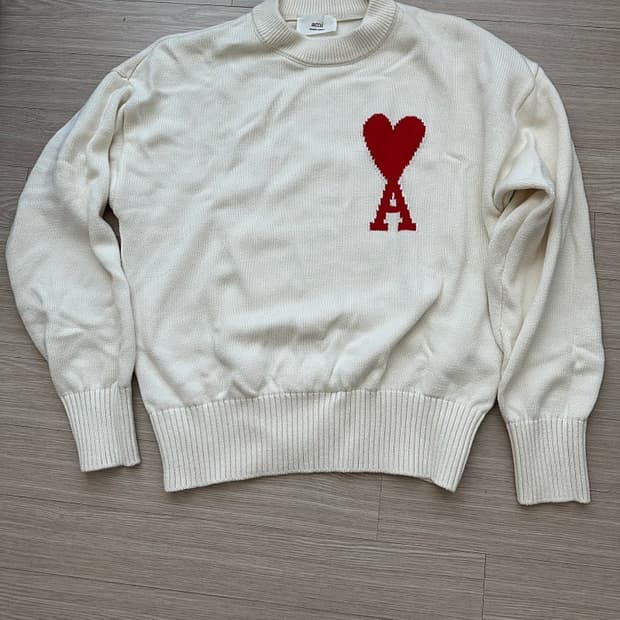 아미 빅로고 니트