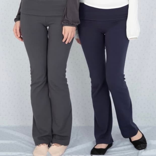 chiyagi doe pants grey