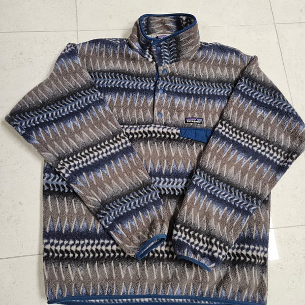 파타고니아 신칠라 L 미네하하