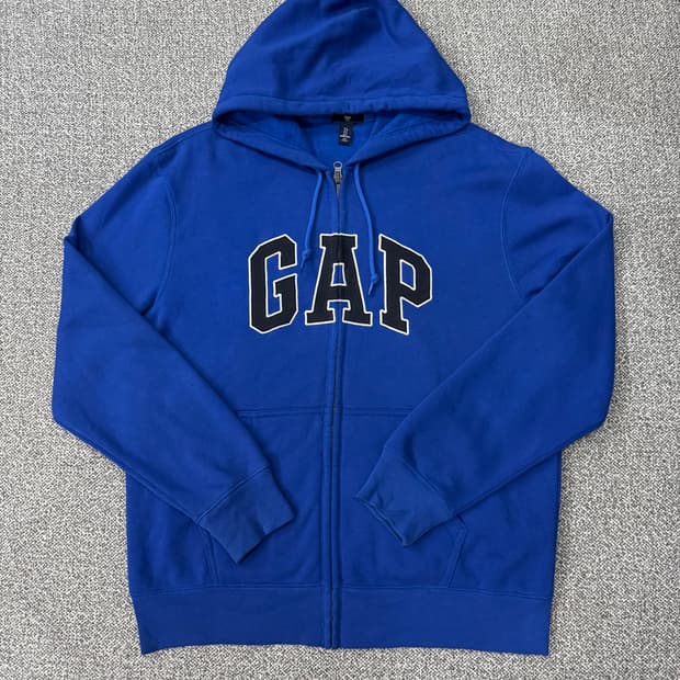 갭 자수로고 후드집업