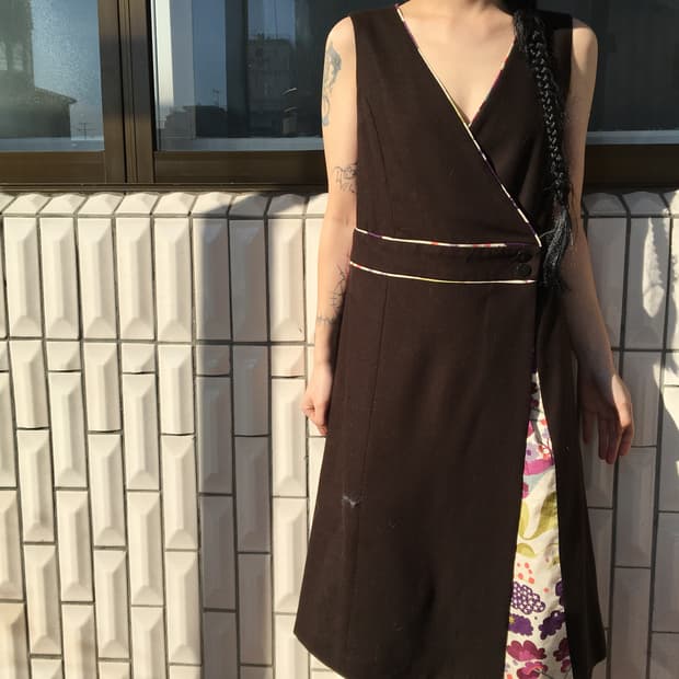 Oriental mood sleeveless onepiece