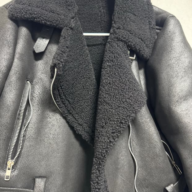 여성 크롭 가죽자켓