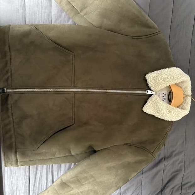 ZARA 무스탕 자켓