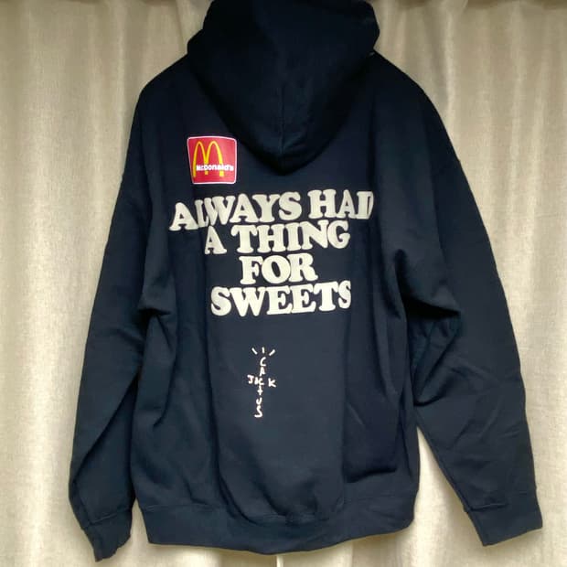 [정품XL] 트레비스 스캇 x 맥도날드 애플파이 후드티