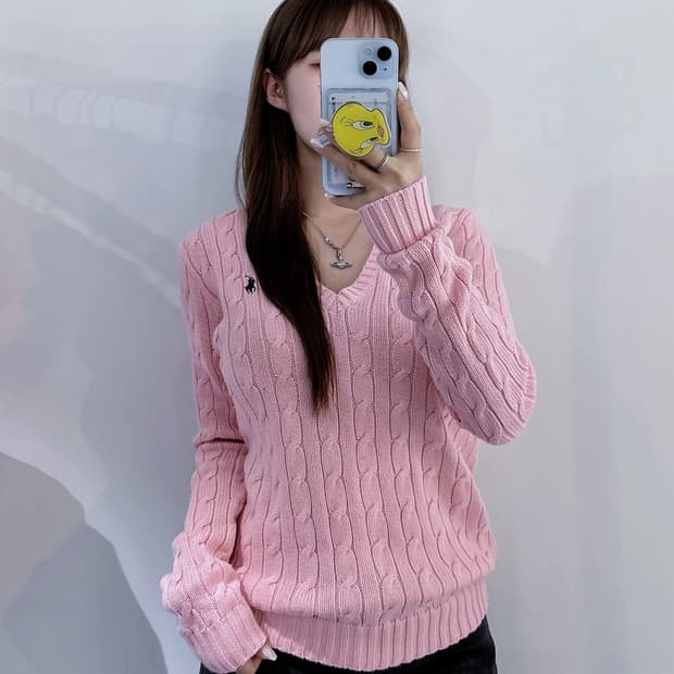 폴로랄프로렌 qr 베이비핑크 브이넥 케이블 니트