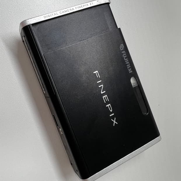 후지필름 파인픽스z1