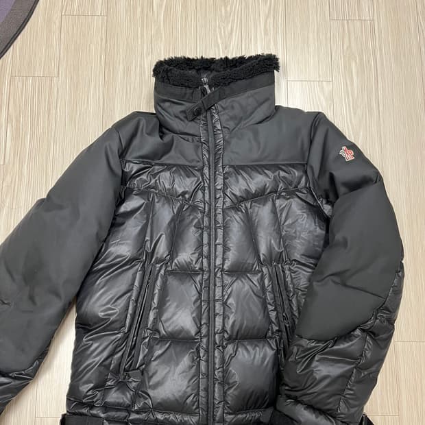MONCLER GRENOBLE 퍼넥 다운 쇼츠 자켓 (3size)