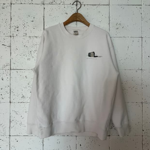 L 유니클로 x 카우스 맨투맨