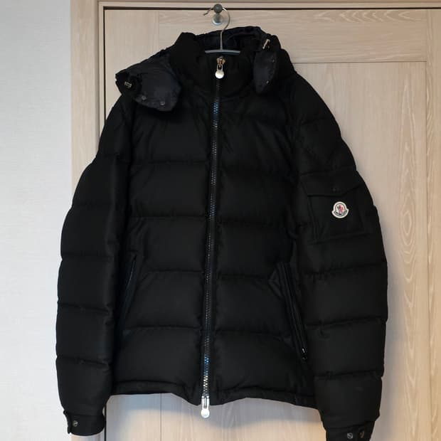 [5사이즈] 몽클레어 몽제네브르 블랙 숏 다운 패딩