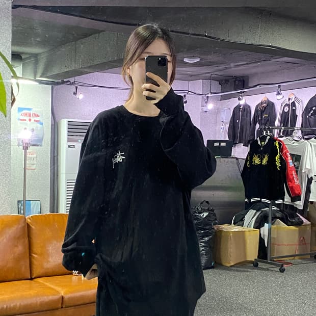 스투시 빅로고 블랙 롱슬리브 B2121