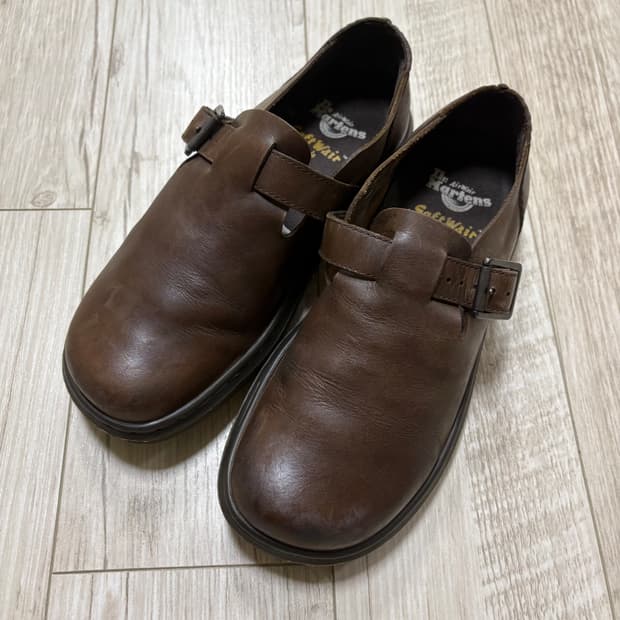 닥터마틴 패트리샤 브라운 230