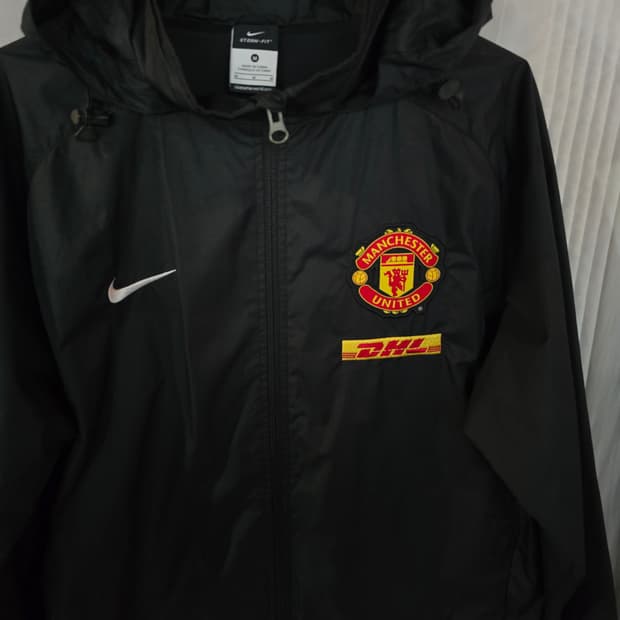 나이키 맨유 DHL 오버핏 바람막이