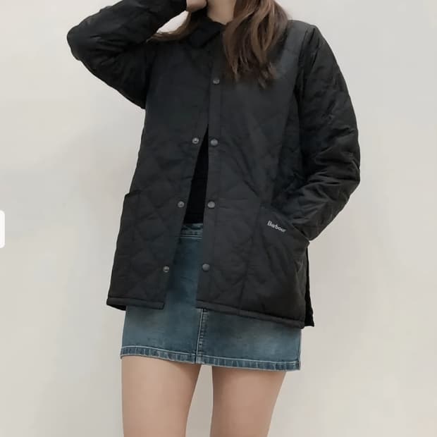 Barbour의 블랙 퀼팅 자켓