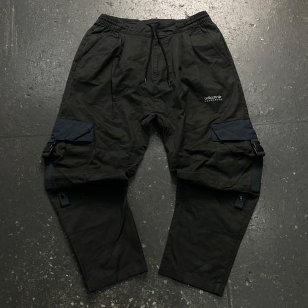 105 아디다스 어드벤쳐 나일론 카고 팬츠 
