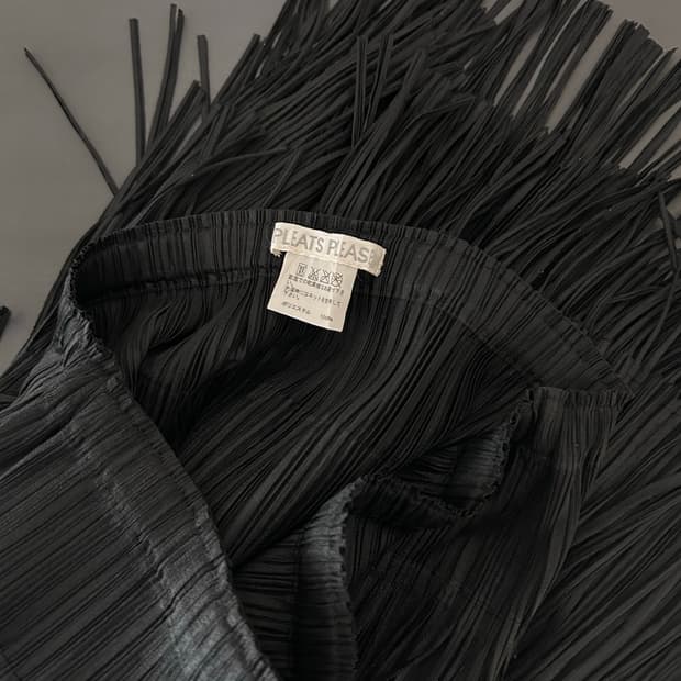 Pleats Please fringe detail skirt