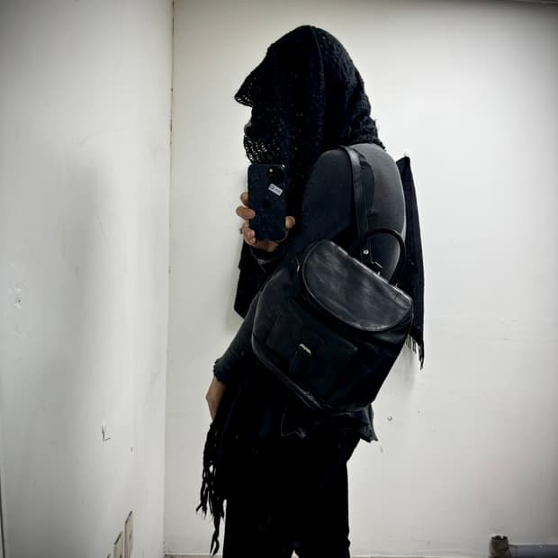 “Vintage” Minimal Leather Bag