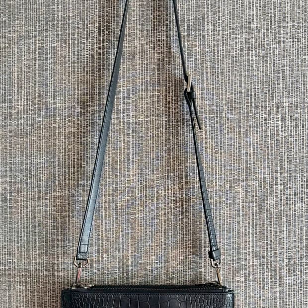 톰그레이하운드 덱케 블랙 악어 가죽 실버 패턴 더블 파우치 크로스백 가방