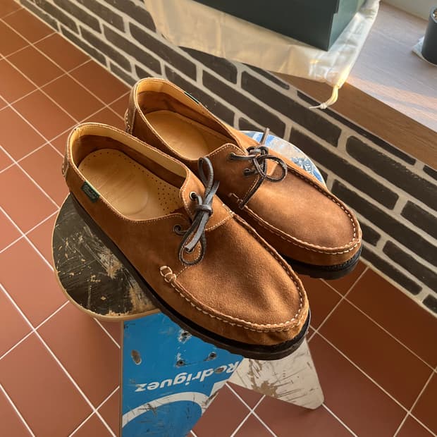 파라부트 x 캡틴선샤인 도밍구 스웨이드 카멜