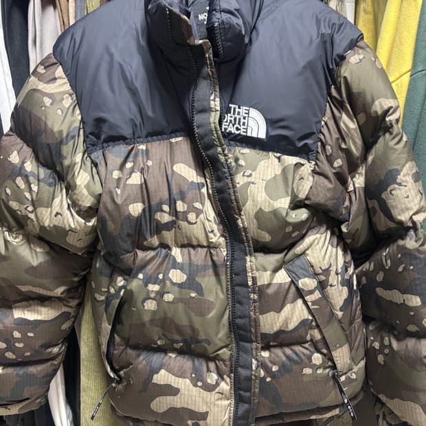 노스페이스 1996 노벨티 눕시 자켓 우드랜드 카모 -S