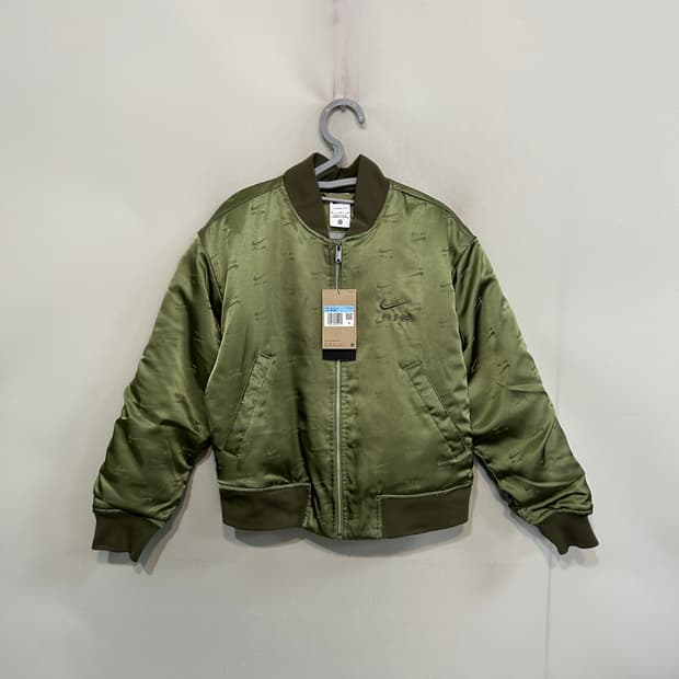 나이키 여성 새틴 봄버 자켓 M 새상품