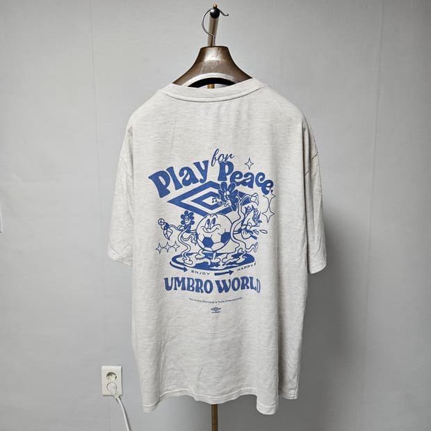 110 ) 엄브로 Play for Peace 오버핏 반팔티 