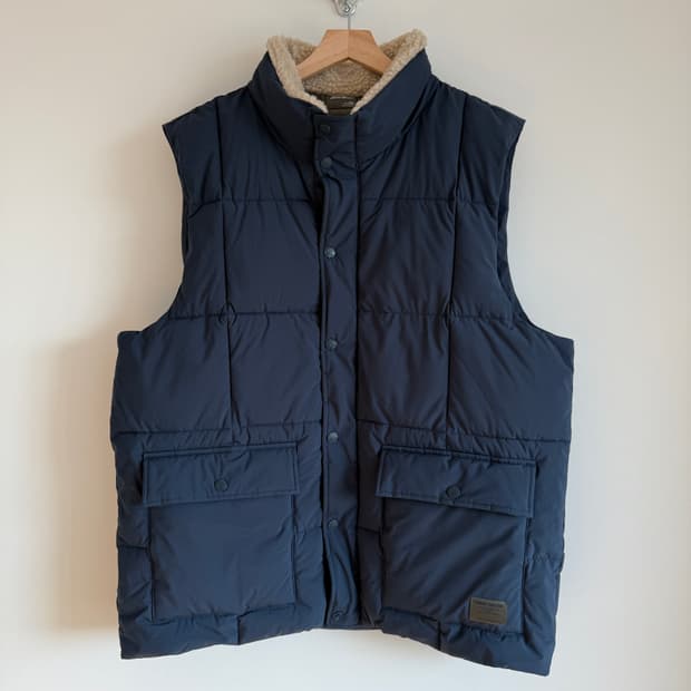 에디바우어(Eddie Bauer) 패딩 베스트