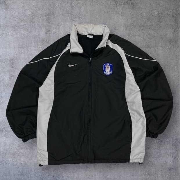 나이키 블랙 컬러 2002 대한민국 국대 바람막이
