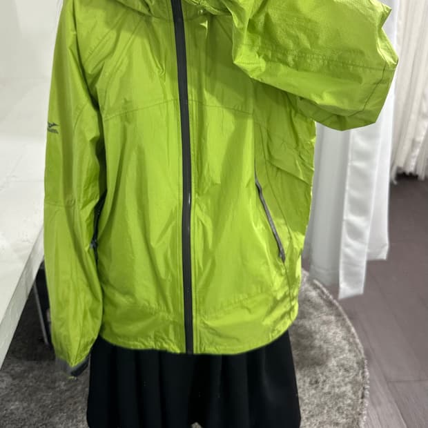mizuno outdoor green hood jacket