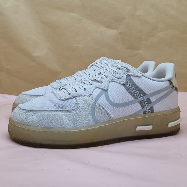 나이키 에어포스1 리액트 여성운동화240 