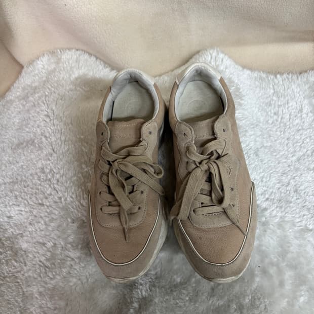 마시모두티(Massimo Dutti) 콘트라스트 레더 스니커즈