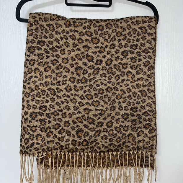 빈티지 레오파드 머플러
