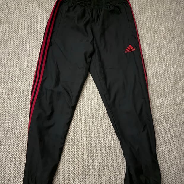 아디다스 트랙팬츠