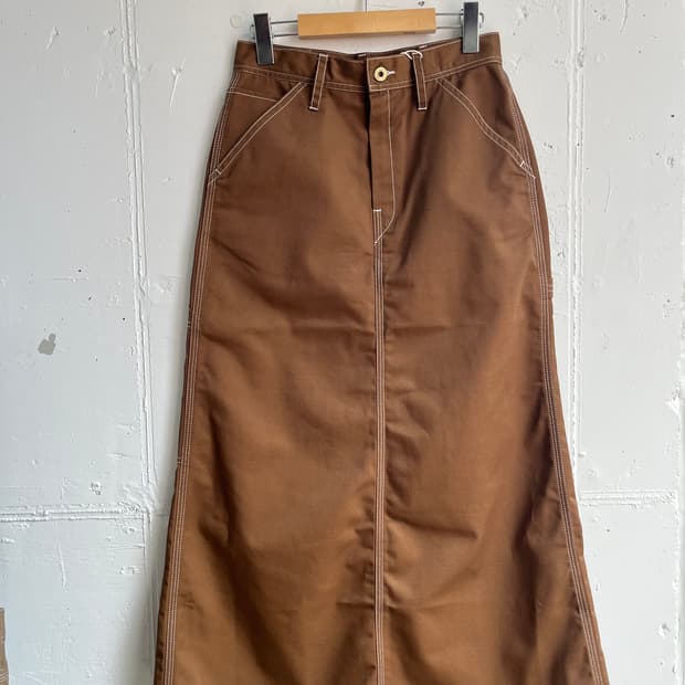UNIVERSAL OVERALL skirt