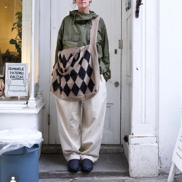 Sam Pomeroy , Diamond Carry All_Taupe