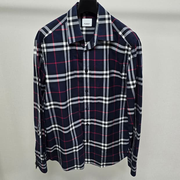 버버리 체크 포플린 셔츠 m사이즈 100 판매