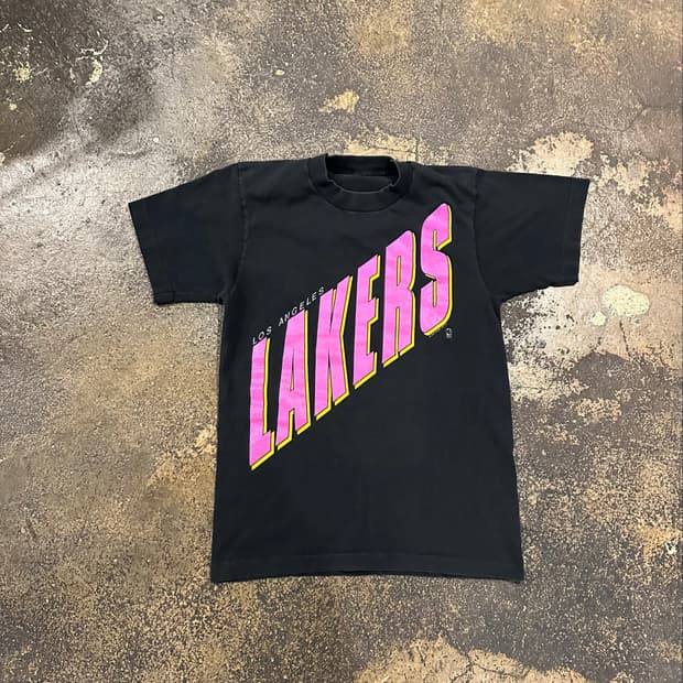 빈티지 90s LA 레이커스 빅로고 티셔츠