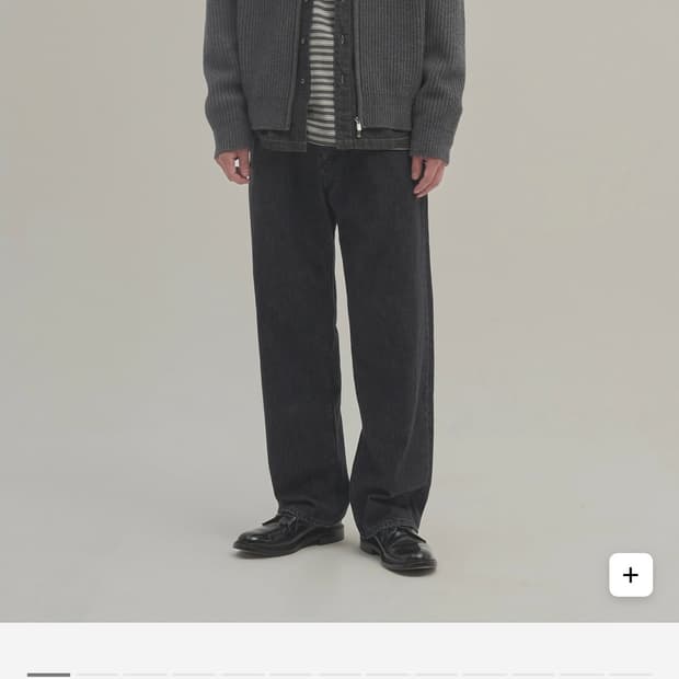 인더로우 풀집업 니트 판매합니다