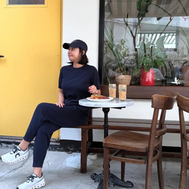 러브모모 라운드 반팔 니트 탑