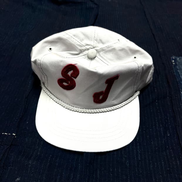 Showcase S.J 자수 트러커 캡 OS