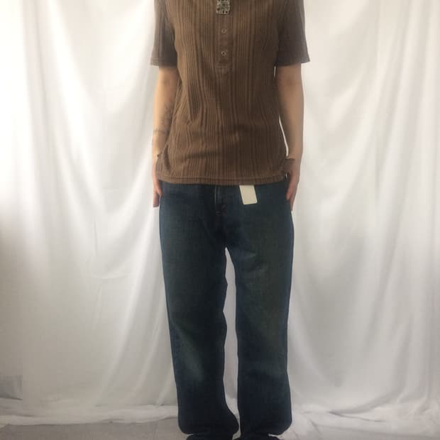 Collar ribbed t shirt