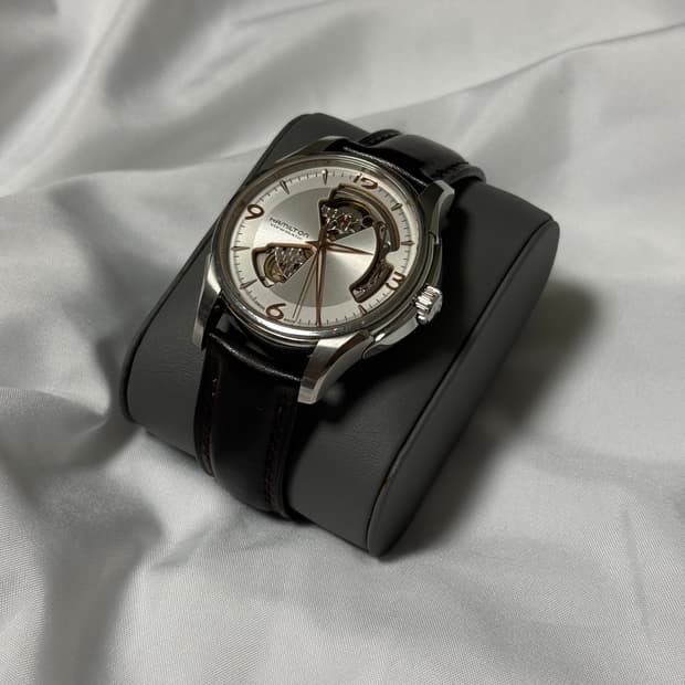 해밀턴 재즈마스터 오픈하트 40mm 흰판 판매합니다