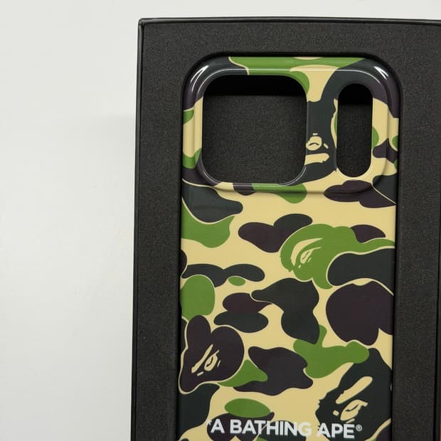 베이프 아이폰 17프로 케이스