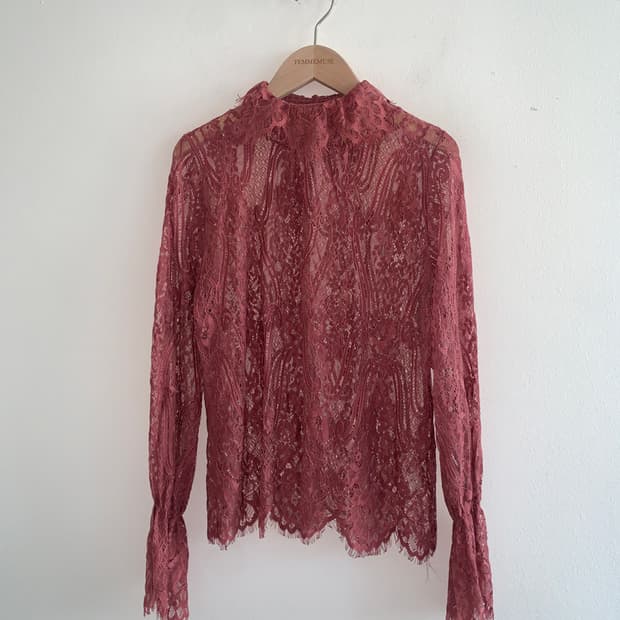 Lace high neck rose blouse(red)